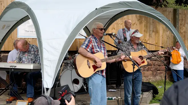 Chas Newby with The Quarrymen in 2017