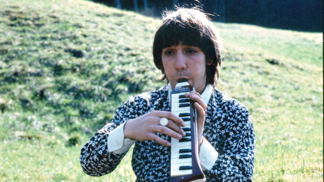 Keith Moon plays the melodica in 1967