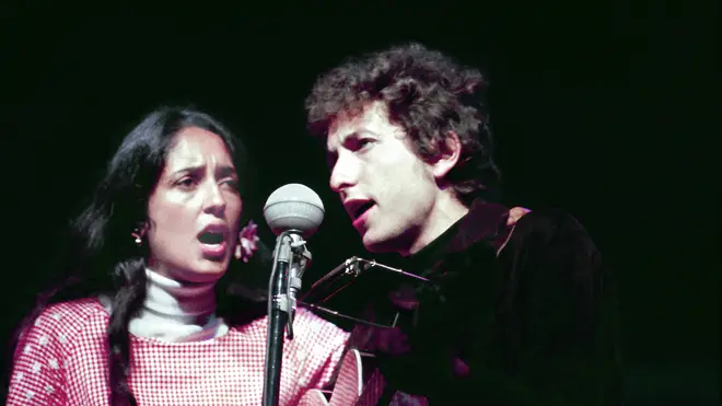 Joan Baez and Bob Dylan in concert